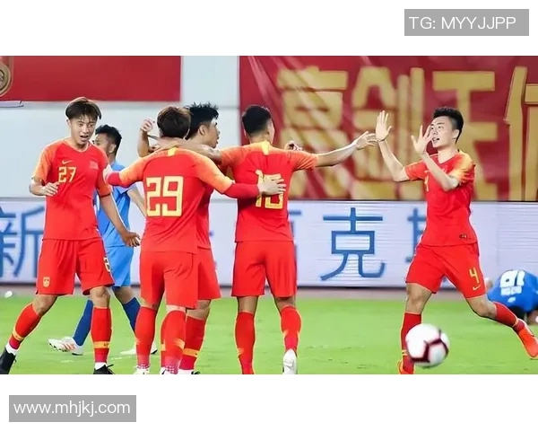 足球明星亲临赛场观战却也要掏腰包买票引发球迷热议